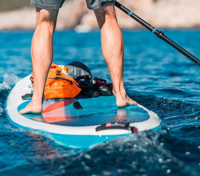 Paddle surf